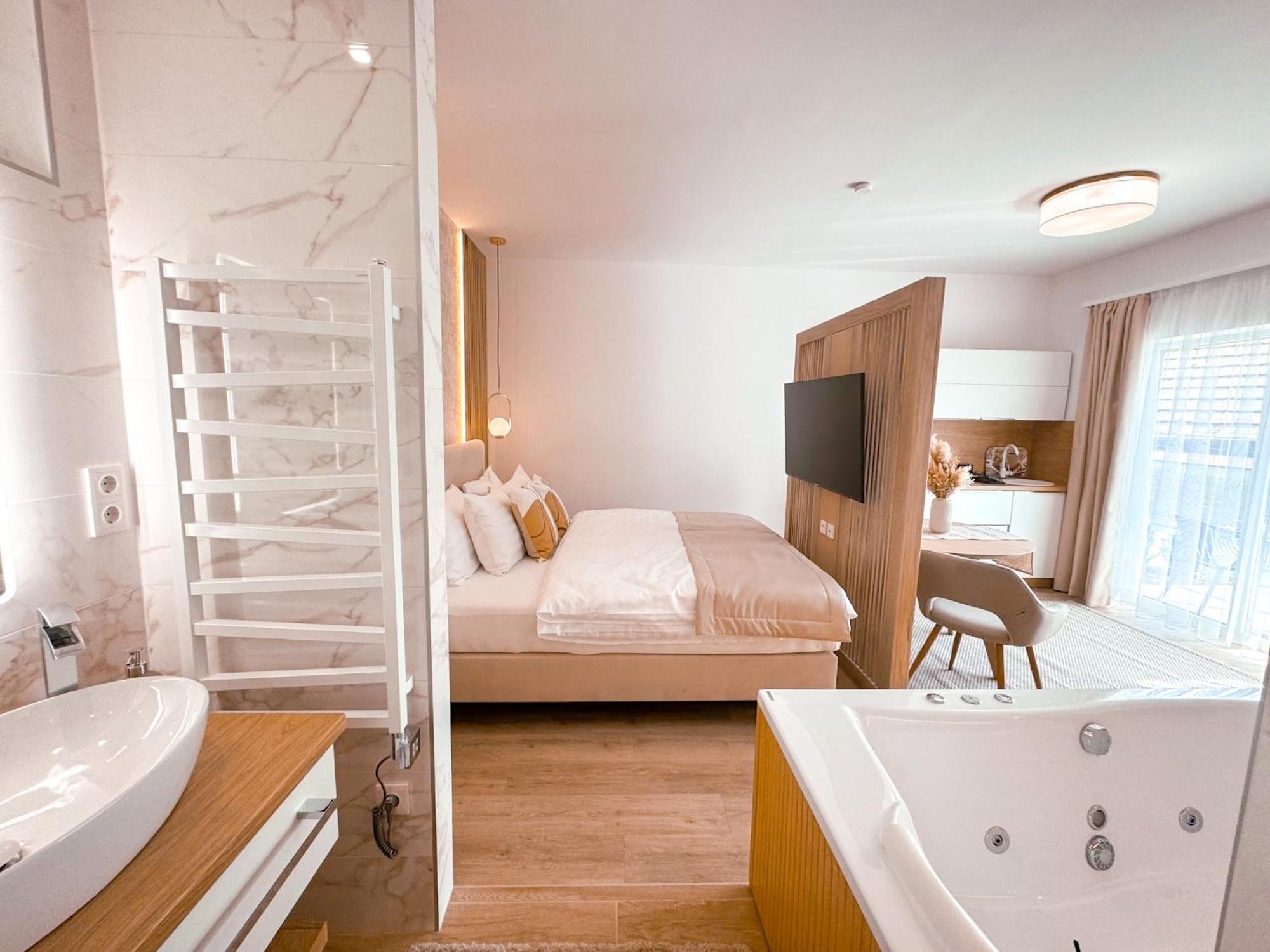 Twin Premium Apartman Tihany Luaran gambar